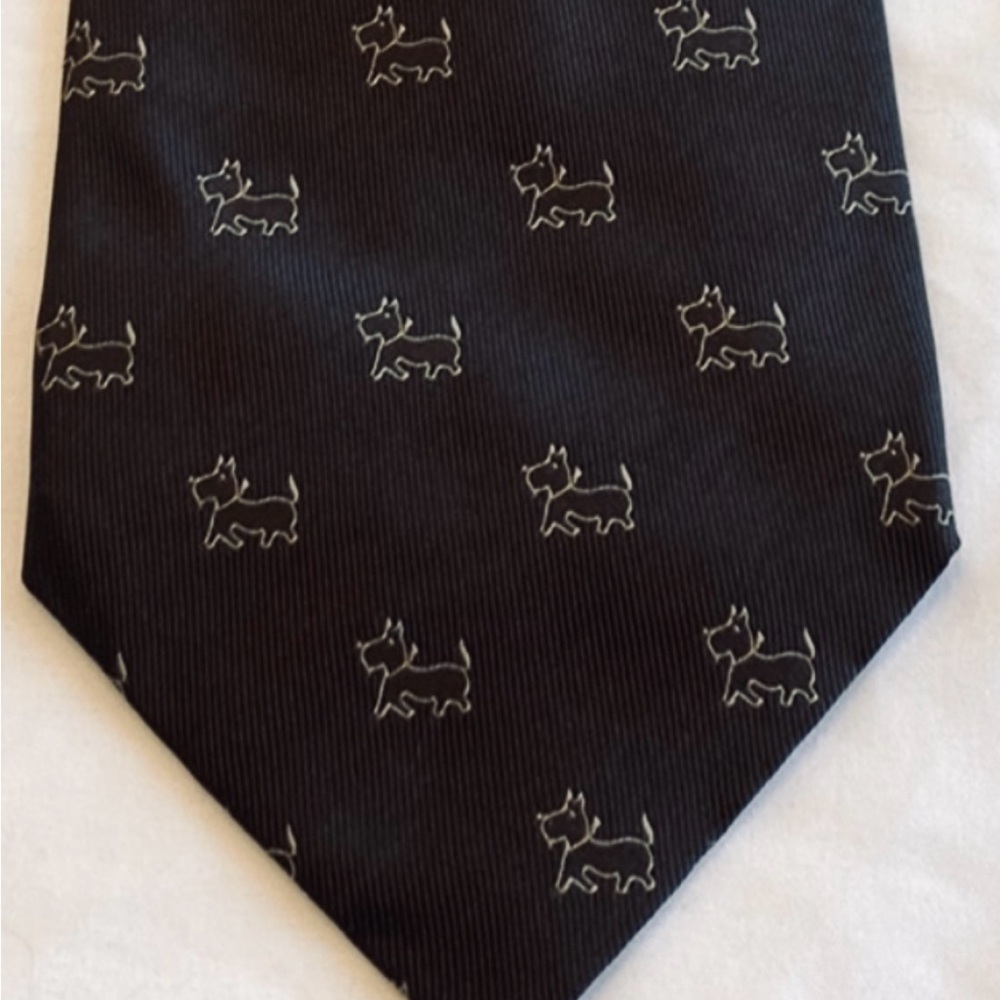 Banana Republic brown Tie with Dog Pattern